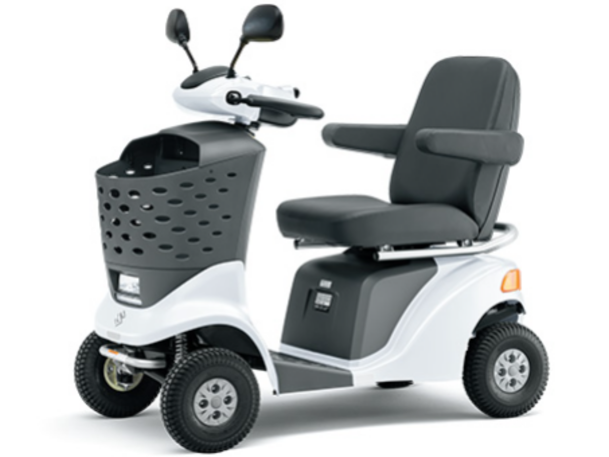 【青森引取限定】SUZUKI ET4D8 2019年製　シニアカー セニアカー 青森引取限定】SUZUKI ET4D8 2019年製 シニアカー セニアカー